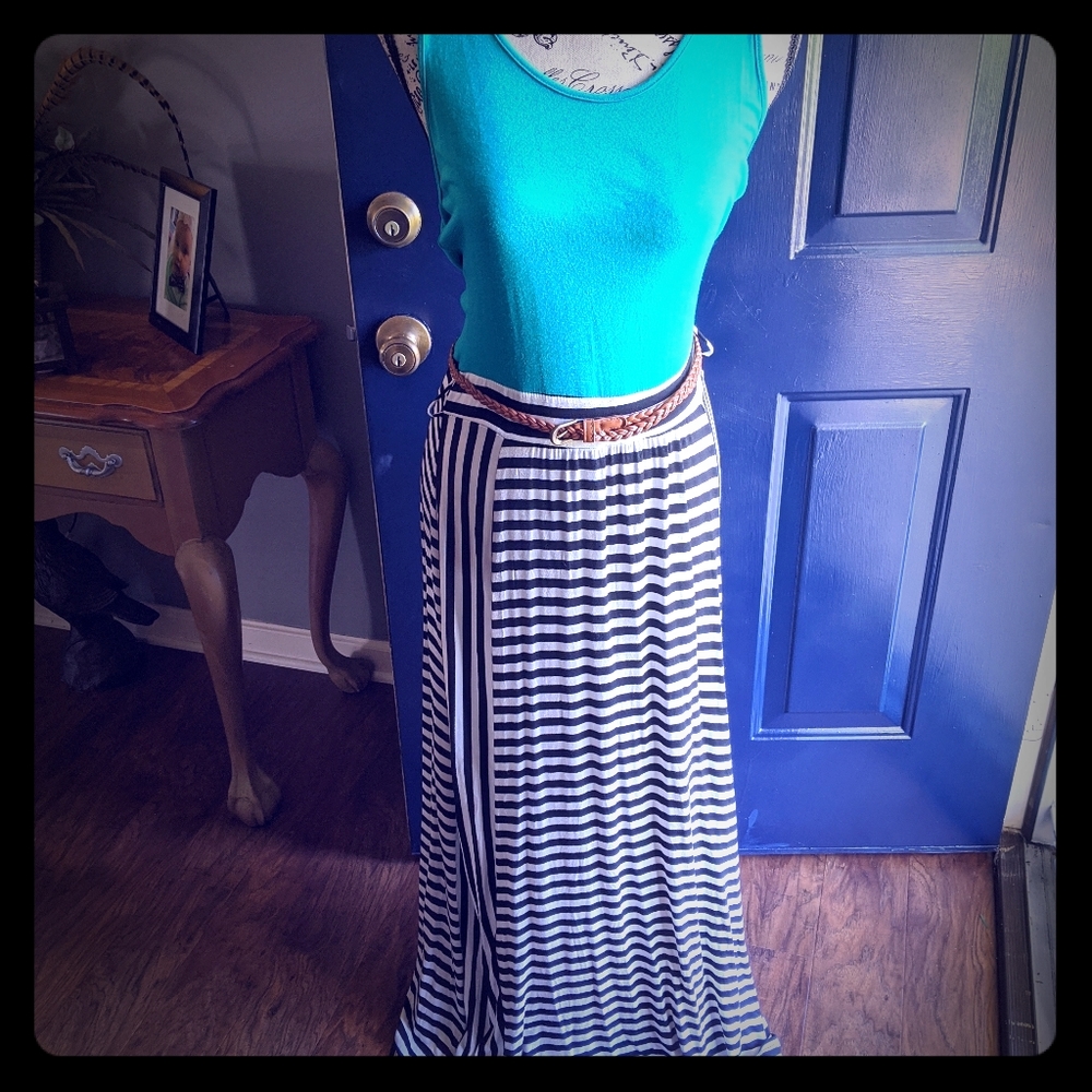 Miin Maxi Dress
